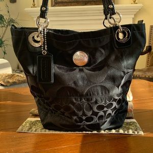 Coach 14449 Alex Signature Sateen Black Canvas Shoulder Handbag Tote